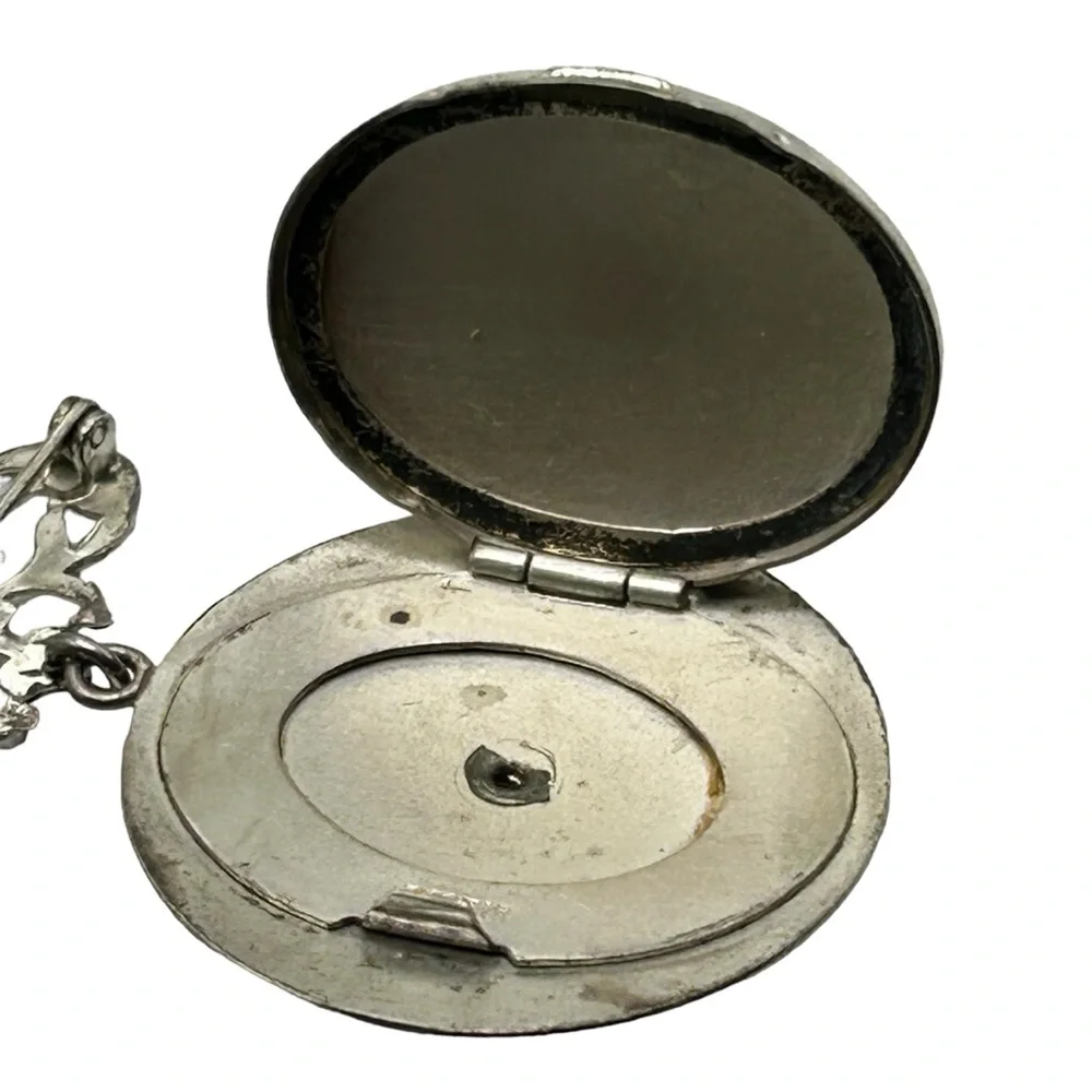 Vintage Locket this vintage